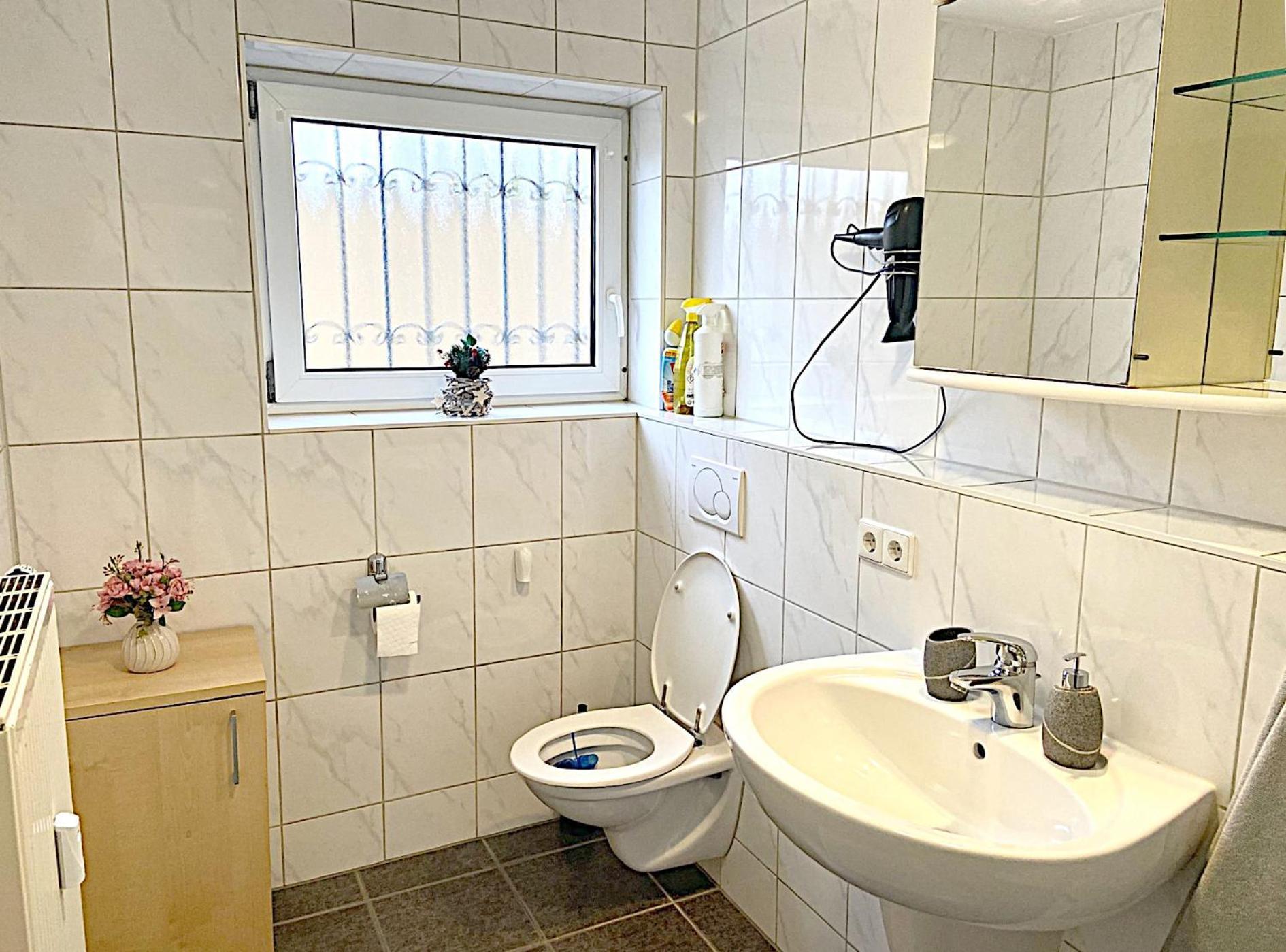 Charmanter Rueckzugsort Mit Grosser Terrasse In Idyllischer Umgebung Böblingen Exteriér fotografie